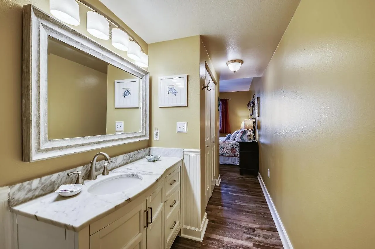 Apartment Shores Of Panama 2217- Elegantly Decorated, Sleeps 6, Free Fun! Condo Panama City Beach