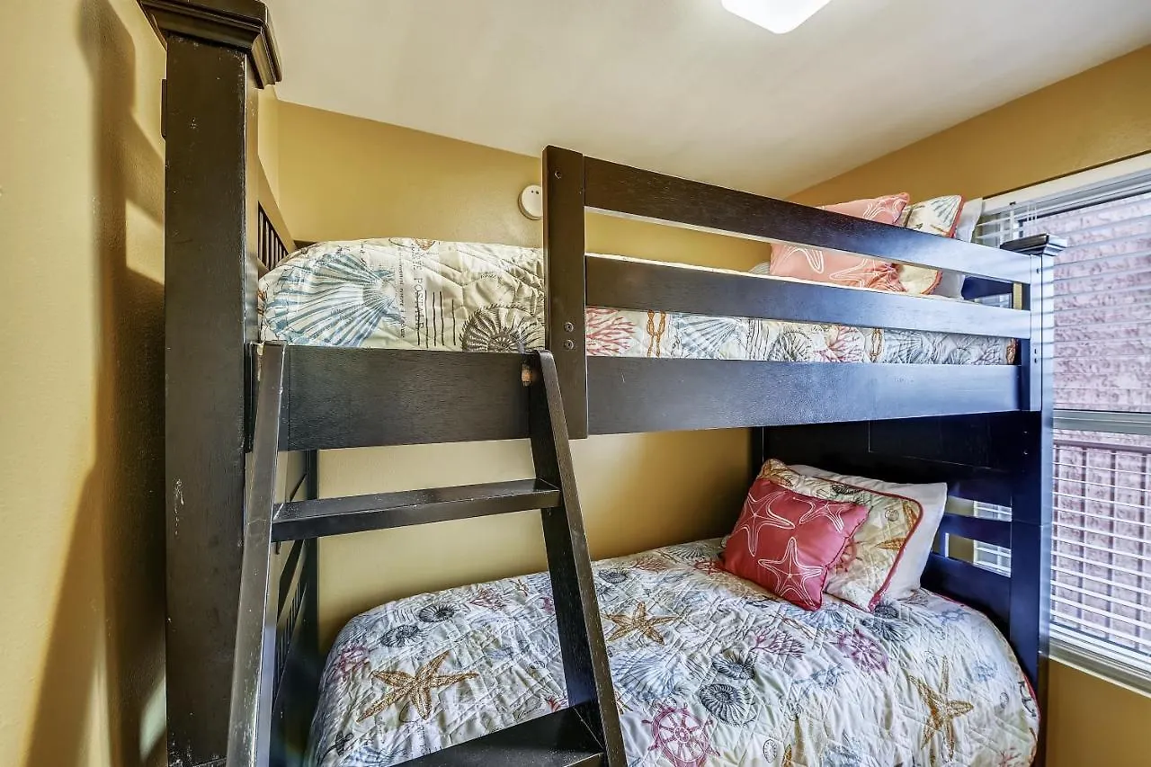 Shores Of Panama 2217- Elegantly Decorated, Sleeps 6, Free Fun! Condo Panama City Beach Apartment